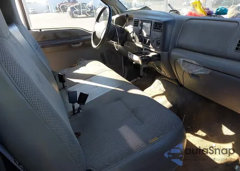 2003 Ford F-250 Xl/Xlt from USA, damaged, VIN 1FTNF21L13EA33279